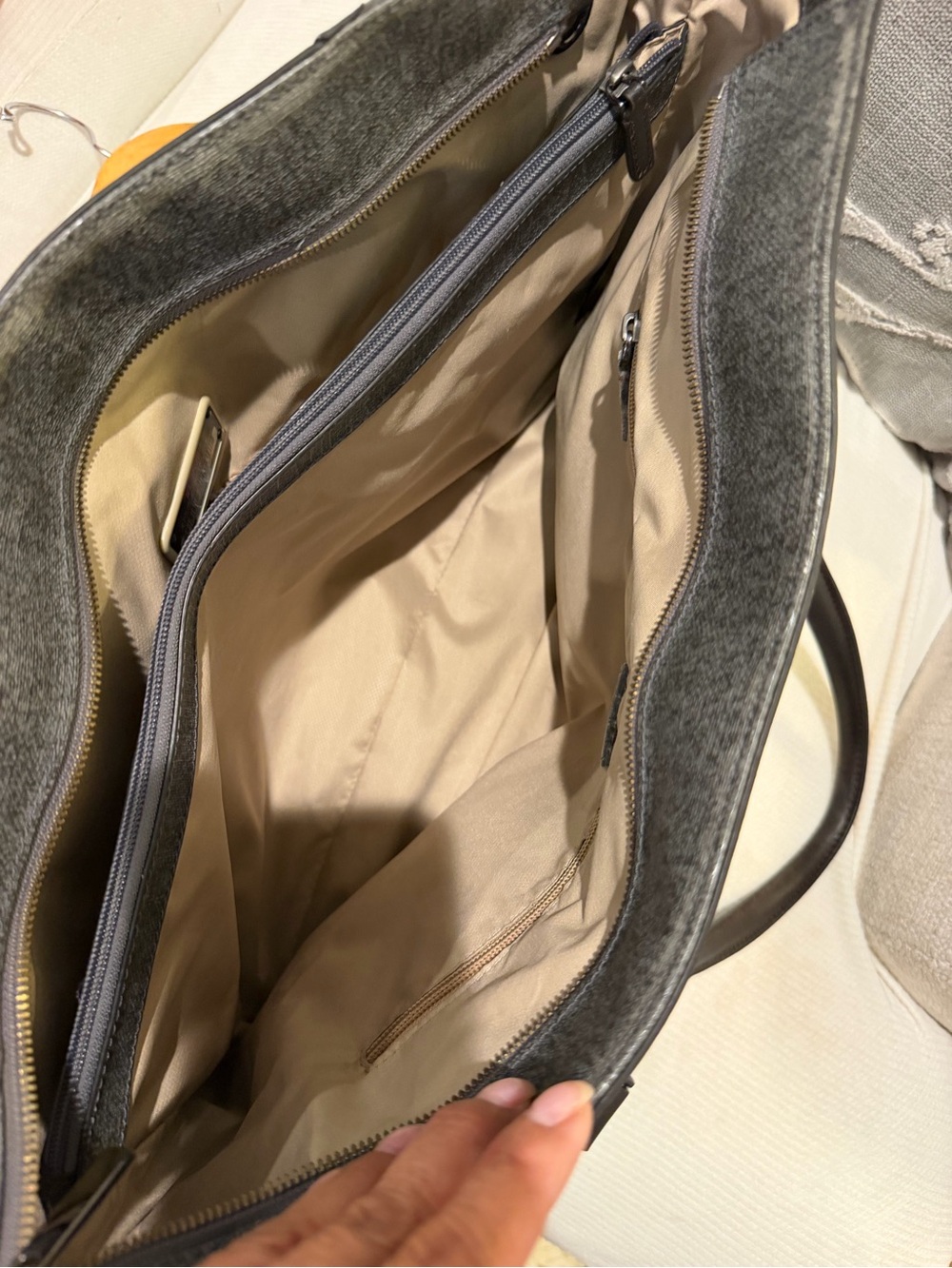 Title: TUMI Gray Tweed Business Tote Laptop Bag Leather Trim Travel Work Purse - Picture 7 of 12